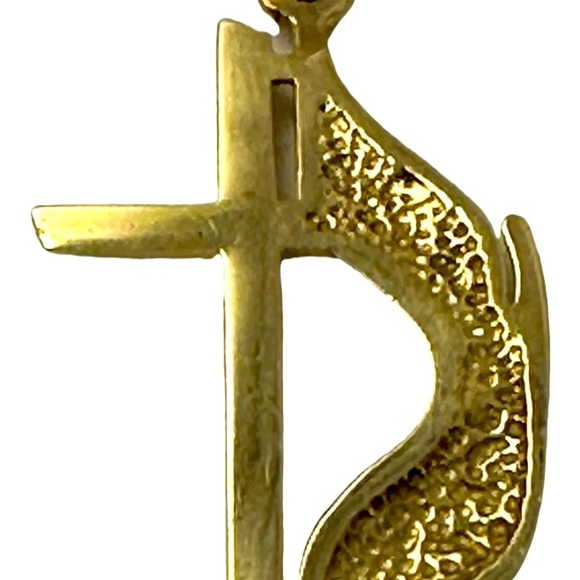 14kt Gold Methodist Cross Pendant - Picture 3 of 3